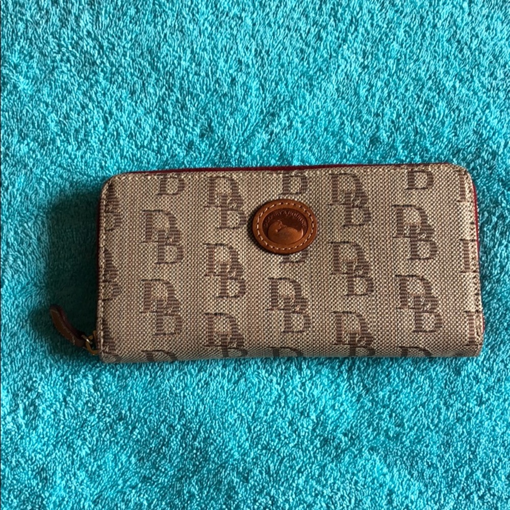 Authentic Dooney & Bourne wallet